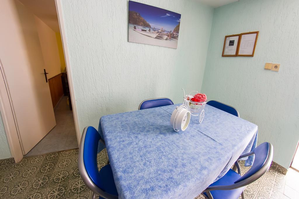 Apartments Stefanovski Paradiso Veli Lošinj Quarto foto